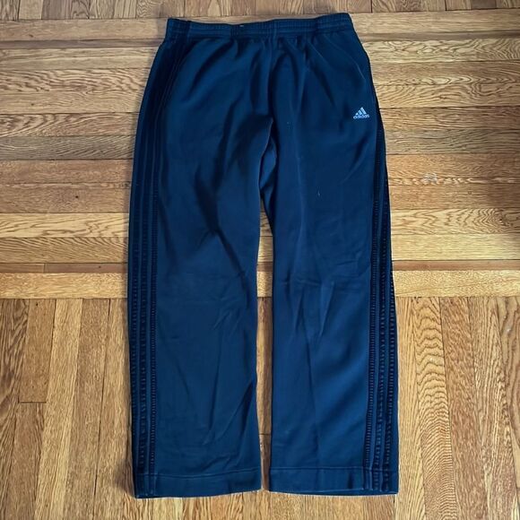 ‎Y2k adidas sweatpants - Picture 2 of 5